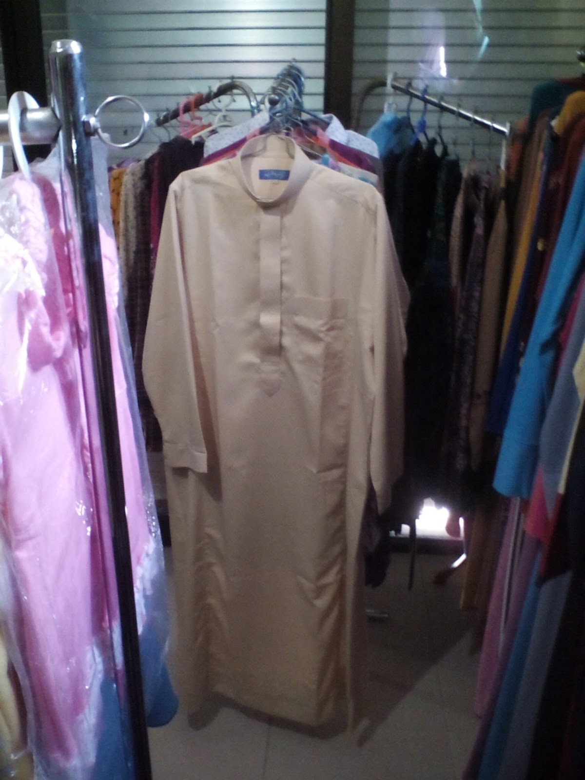 Toko Pakaian Muslim Madiun: jubah saudi merek zeeda