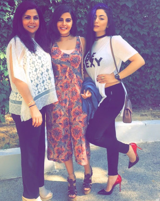 صباح الجزائري وابنتها صباح الجزائري وابنتها