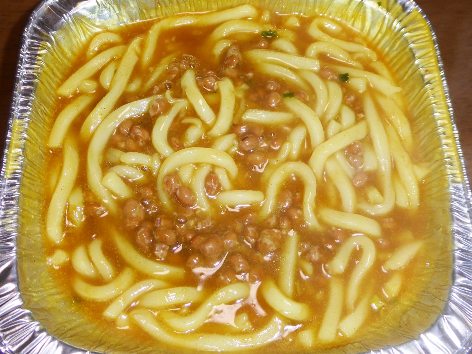 納豆カレーうどん 納豆に五木食品鍋焼カレーうどん