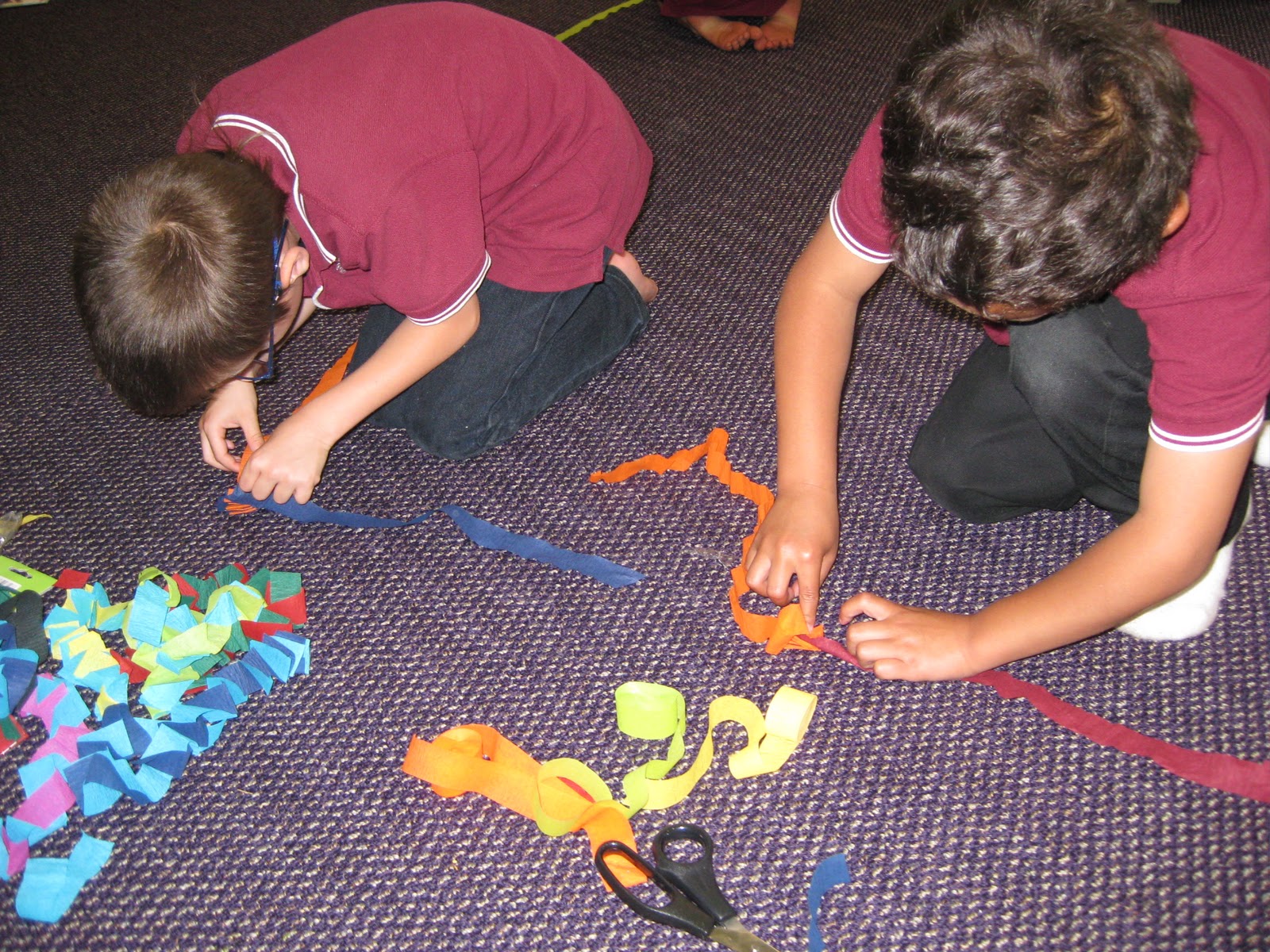 Mrs Griffin's Cool Class Making Streamers