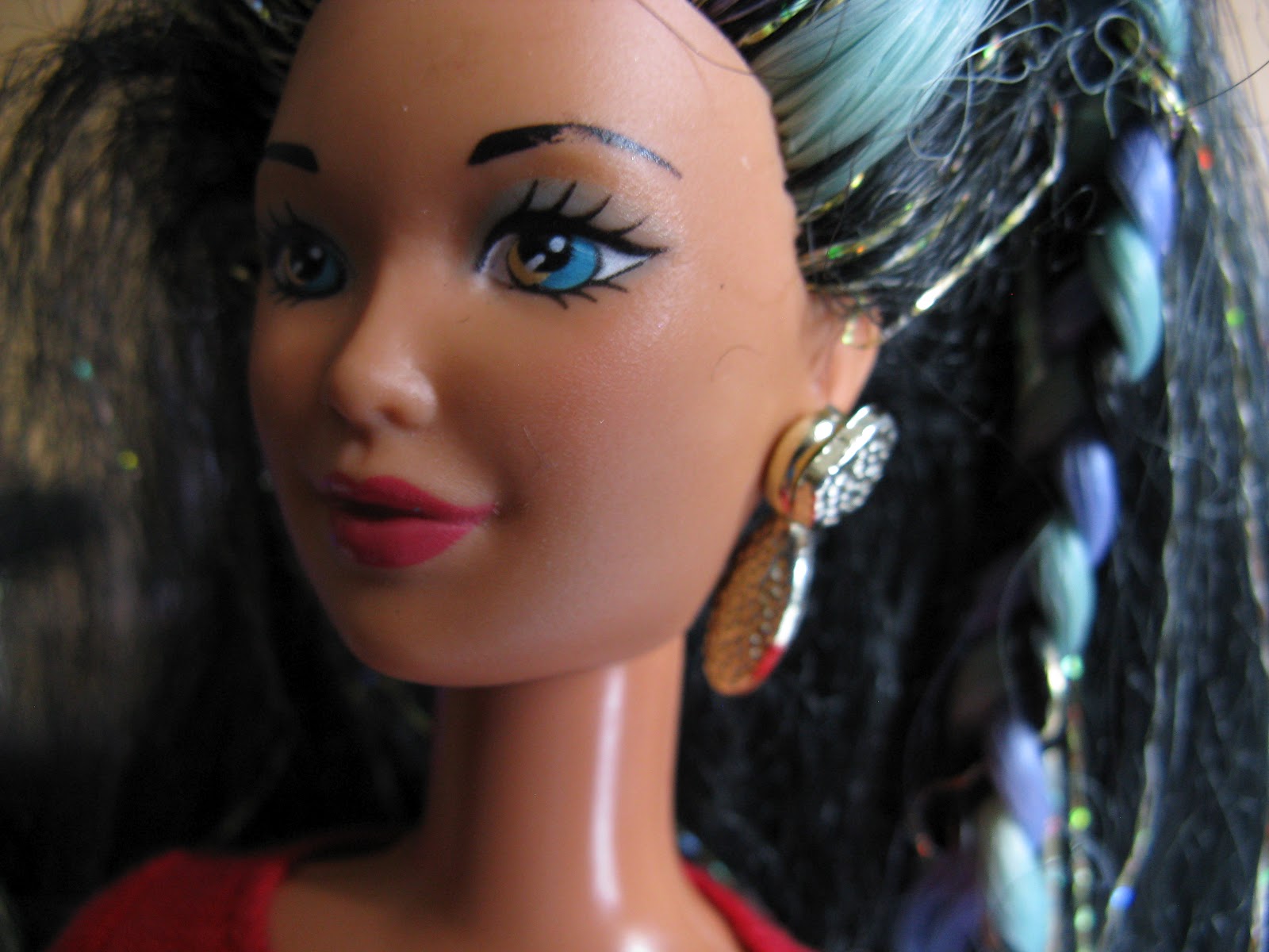 The Barbie Blog: Shani and Friends? Kira? RESOLVED!