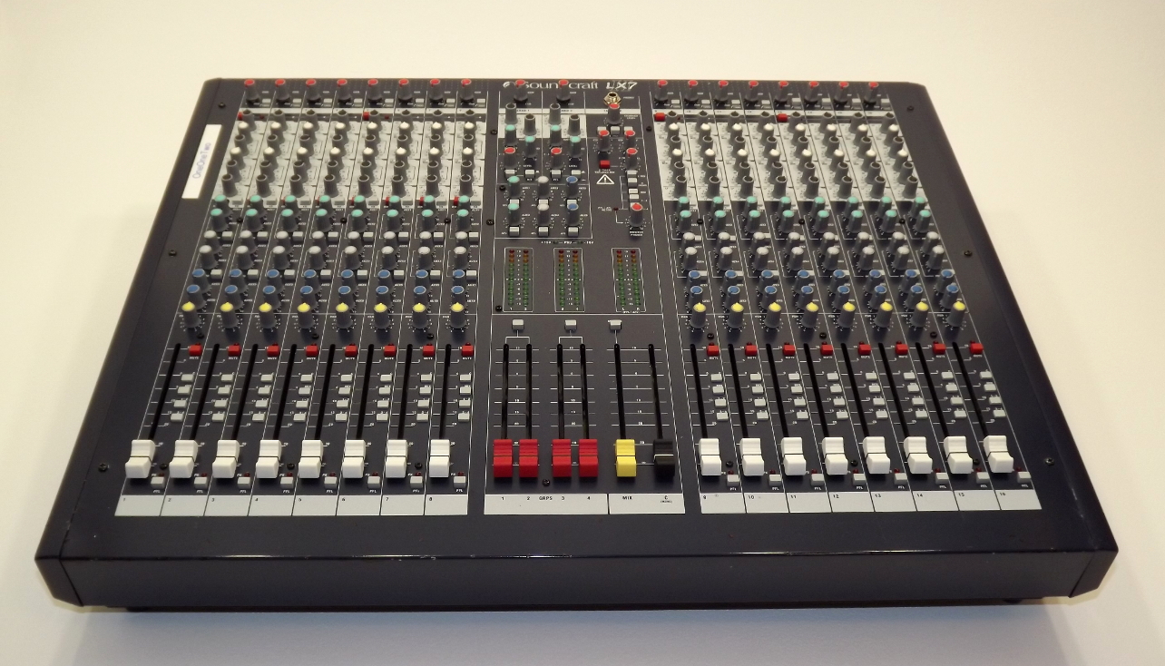 Sold Soundcraft LX7 MkII 16 Channel Mixing Desk £399 One One Two.....