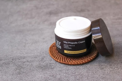 XYCOS Vita Propolis Cream