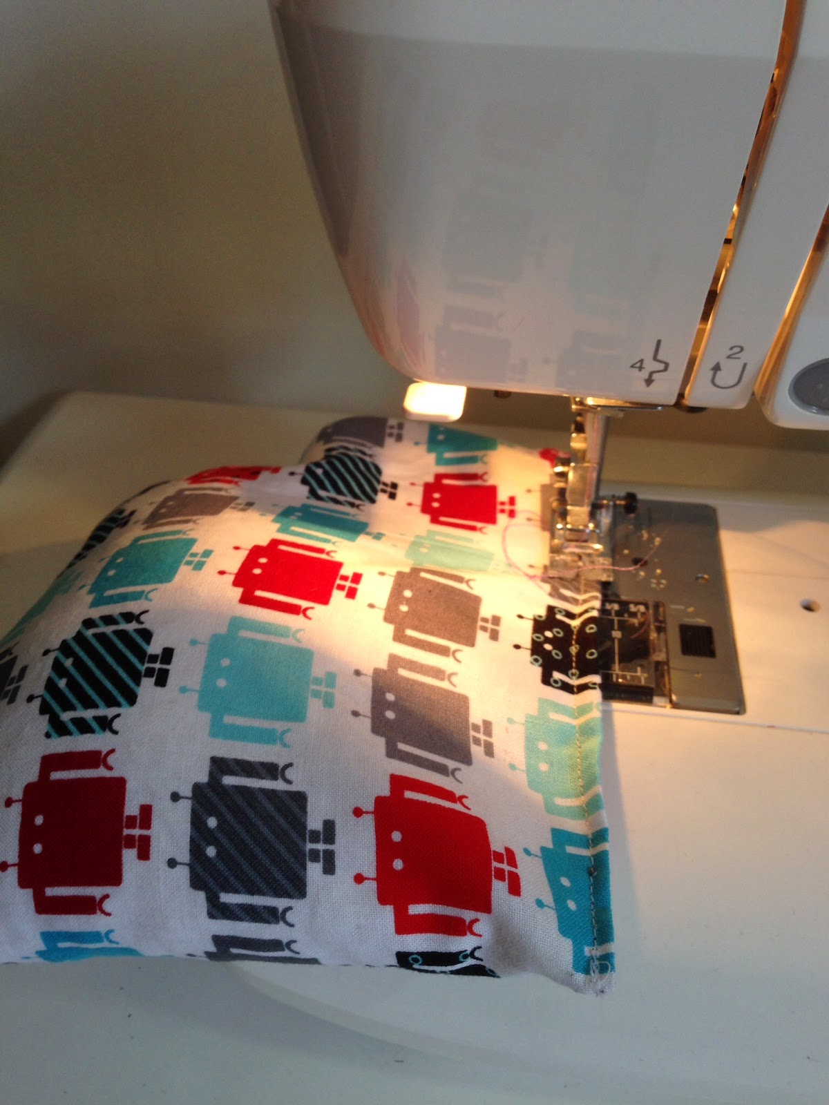 Crafty Clyde How to make an ice pack / heat pack