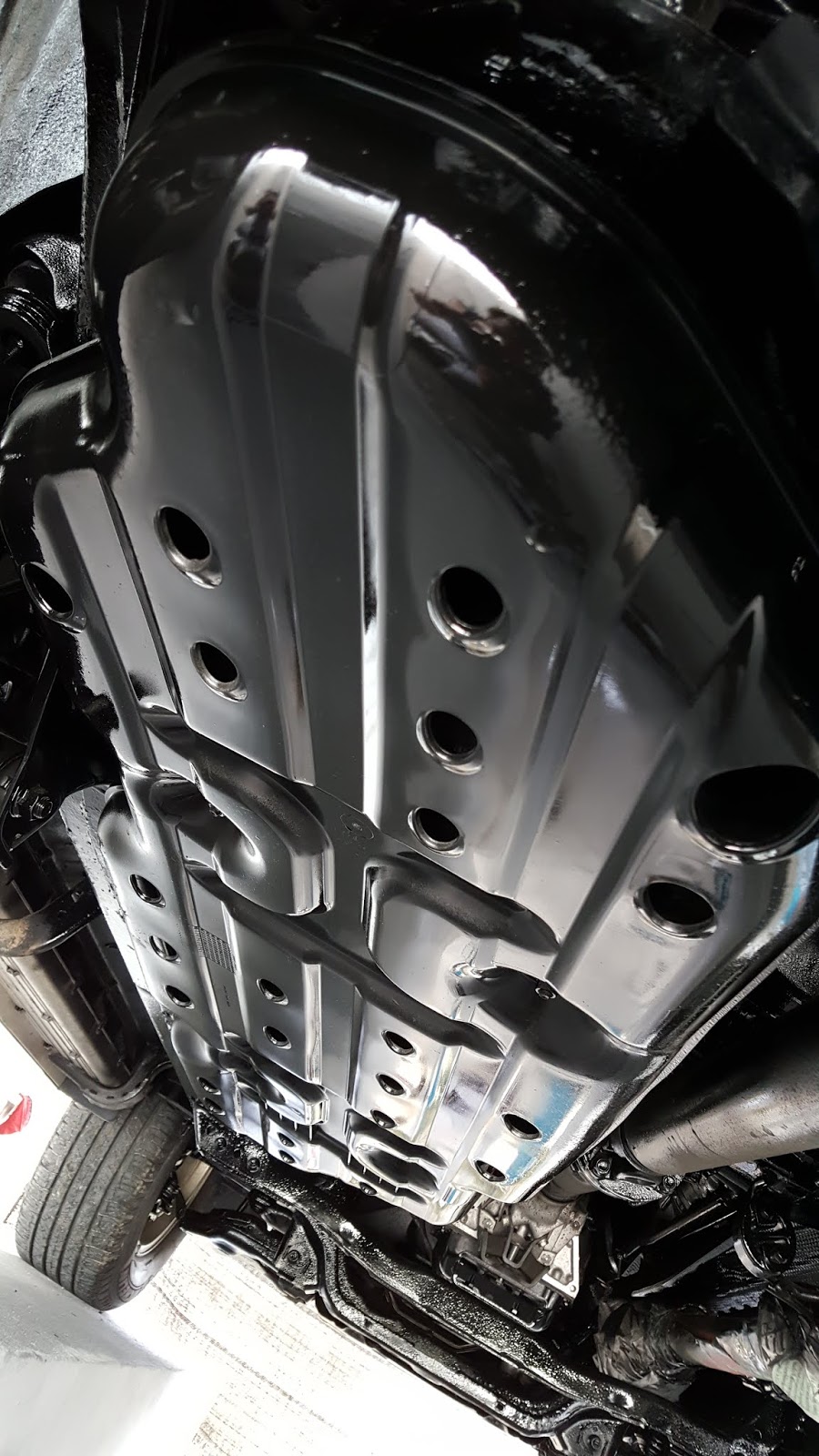 พ่นกันสนิม ช่วงล่าง รถยนต์ Full Body Undercoating สูตรธรรมดา/สูตรโจตัน