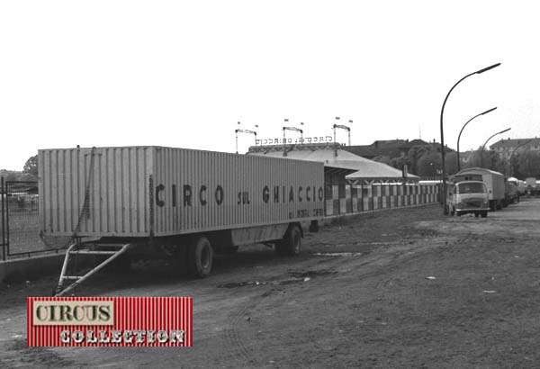remorque à matériel du Cirque Moira Orfei 1971