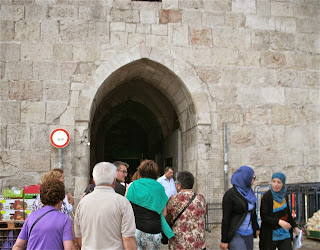 Exterior de la Puerta de Herodes en el Barrrio musulmán de Jerusalén