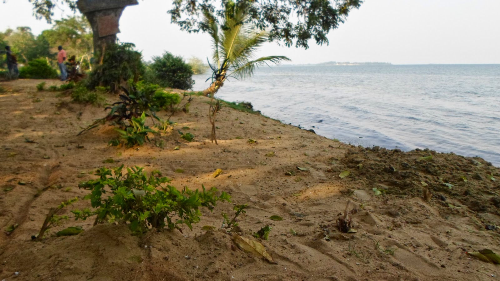 HOUSES FOR SALE KAMPALA, UGANDA UNFINISHED HOUSE FOR SALE GARUGA ENTEBBE