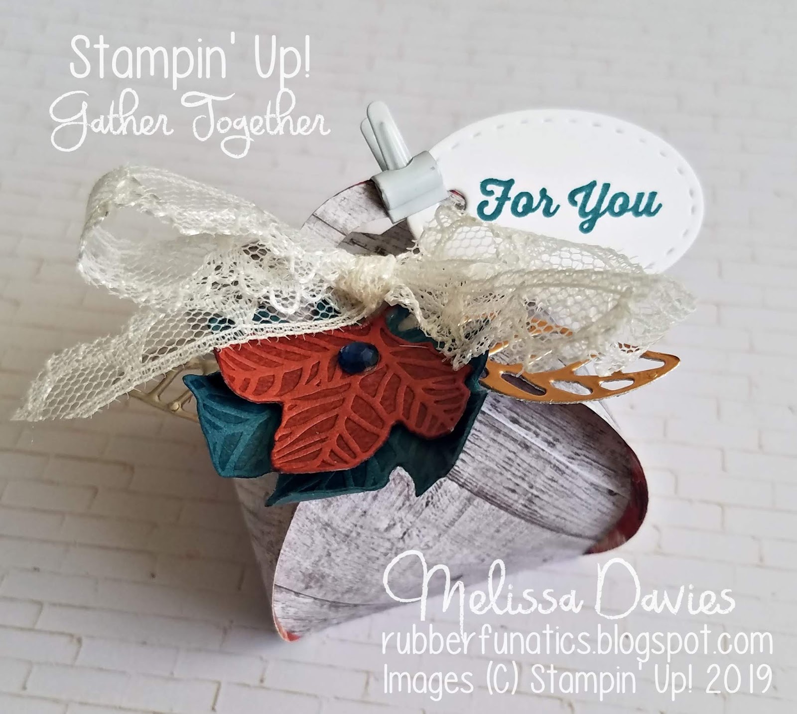 RubberFUNatics Mini Curvy Keepsake Box