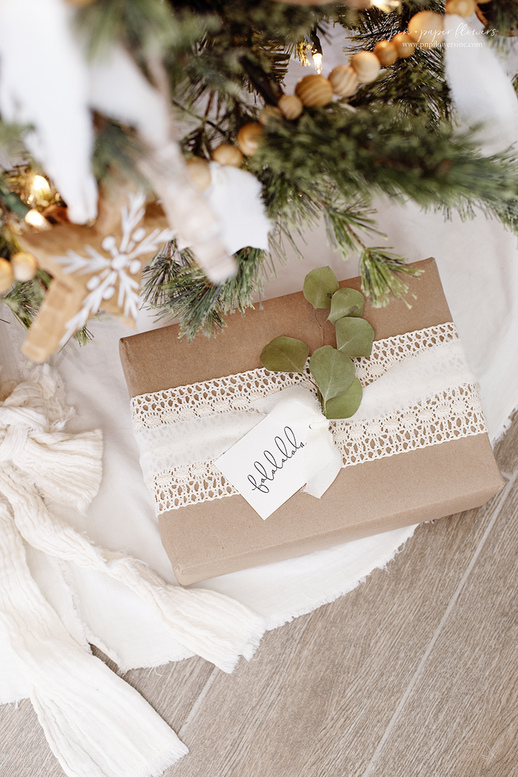 Green and Neutral Holiday Gift Wrap Inspiration