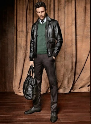 HOMBRES A LA MODA Y SALUD: VESTIR EN NAVIDAD EUROPEA