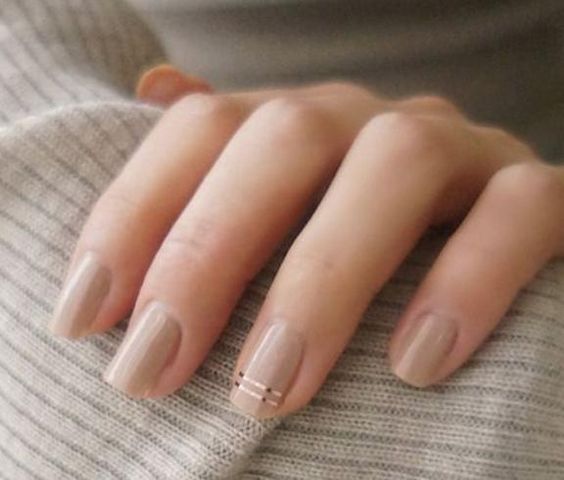 Style Inspiration | The Edit: Our Favourite Minimalist Manicures