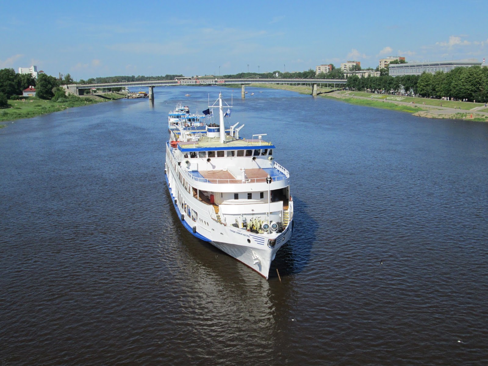 новгород прогулка на теплоходе