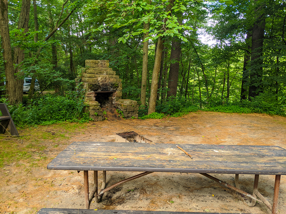 Hiking Tower Hill State Park