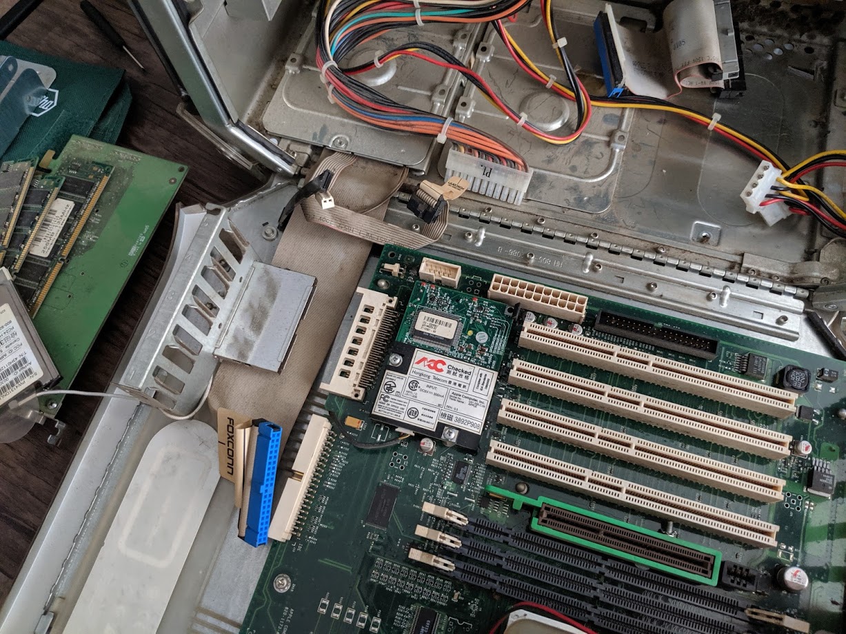 how to take apart power mac g5 case