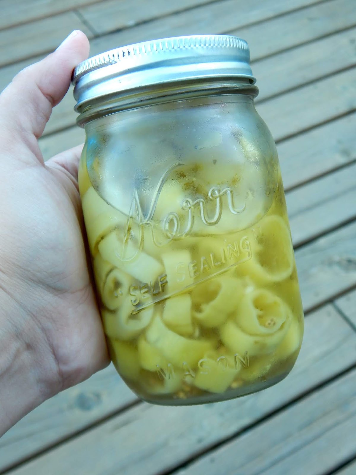 How to Pickle Banana Peppers Ally's Sweet & Savory Eats