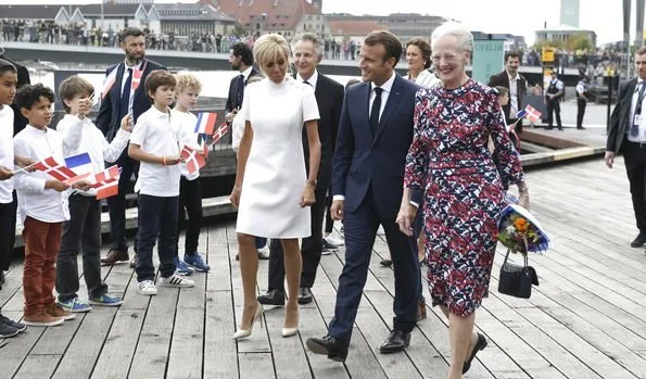 Princess Mary wore a new floral dress by Giambattista Valli. Princess Marie wore a lace dress by Huishan Zhang