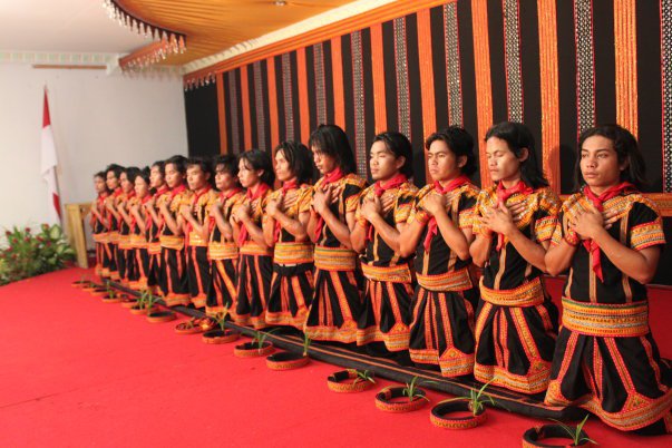 Tari Saman, Tari Asli Aceh Yang Mendunia Tari Saman, Tari Asli Aceh Yang Mendunia