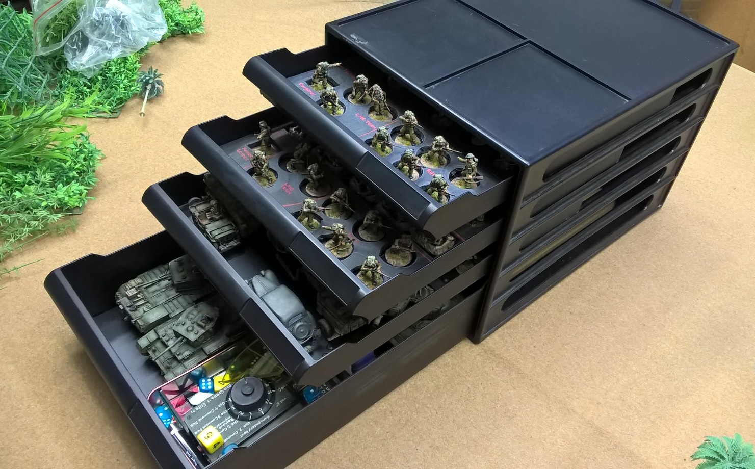 JOHN BOND's WARGAMING STUFF: TRANSPORT and STORAGE CASE FOR MINIATURES