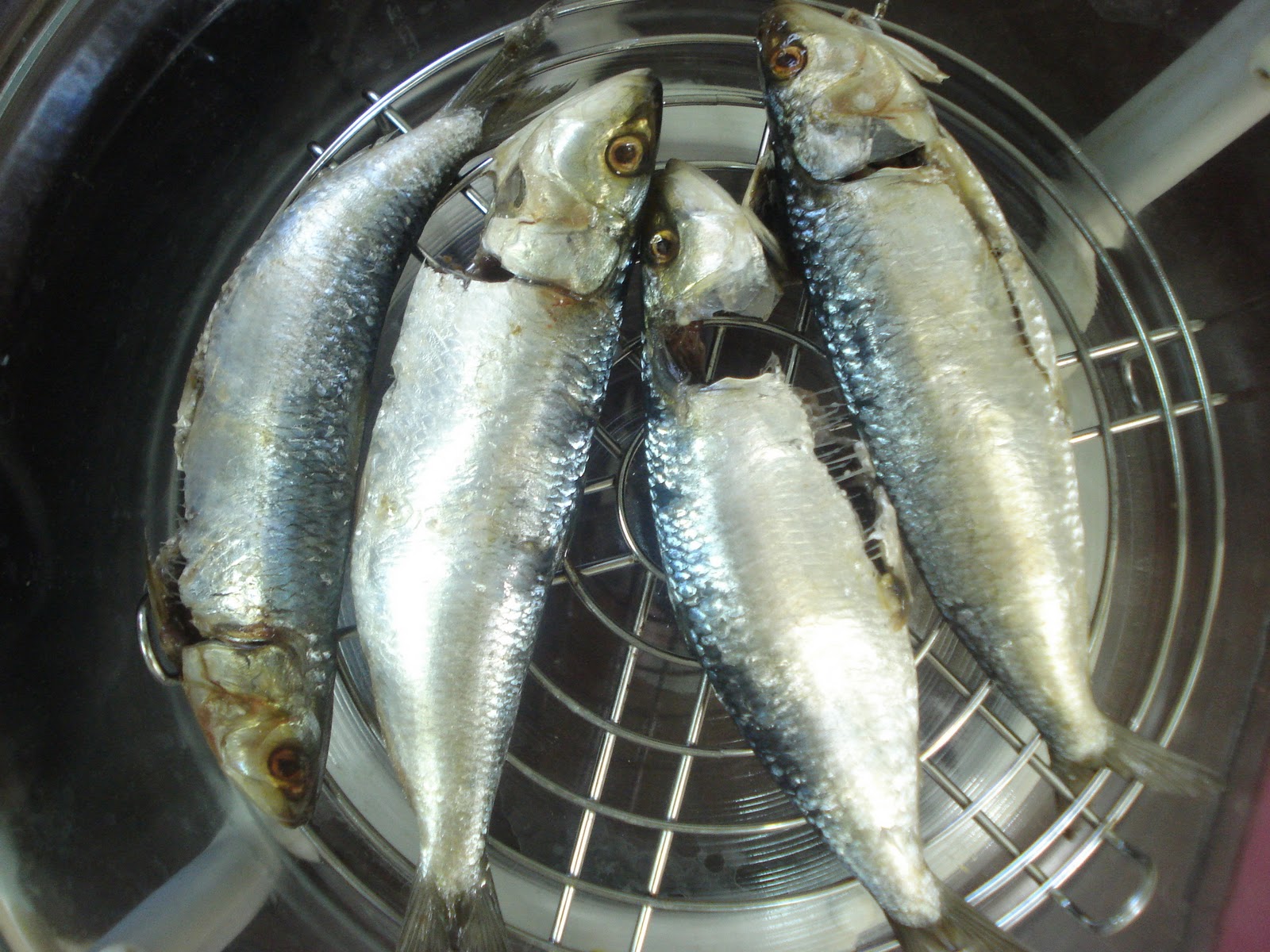 MAMAY P's Pinoy HaluHalo Sardines or Tamban