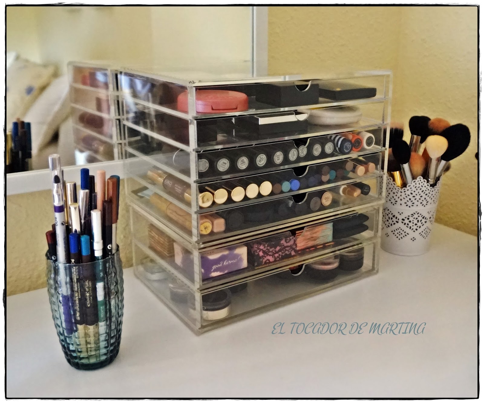 EL TOCADOR DE MARTINA ORGANIZACIÓN DEL MAQUILLAJE CAJONERAS MUJI