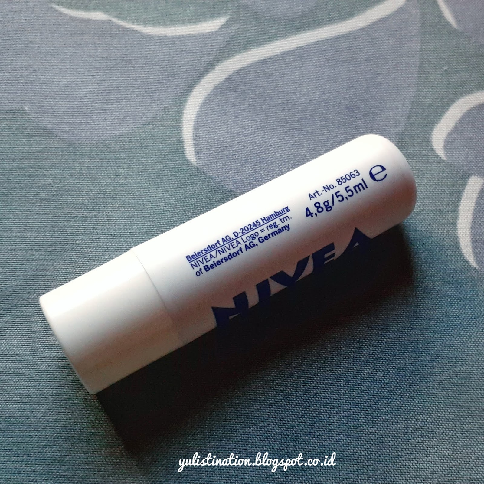 REVIEW Nivea Soothe & Protect SPF 15 Lip Balm (24h Meltin Moisture