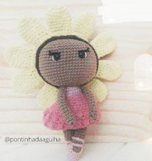 PATRON GRATIS MUÑECA FLOR AMIGURUMI 46923 👩🌼