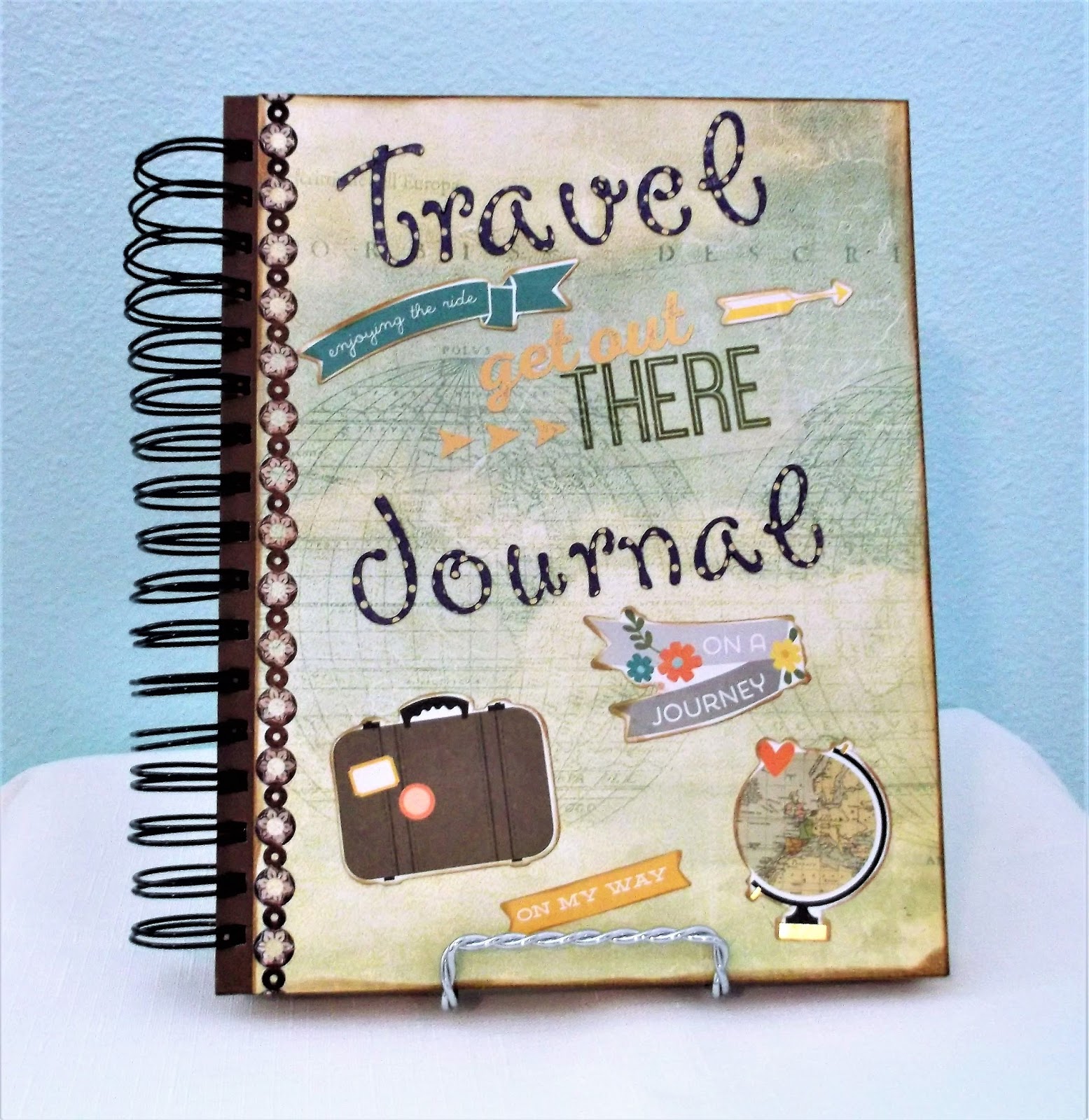 ScraPerfect How To Decorate A Pretty Travel Journal