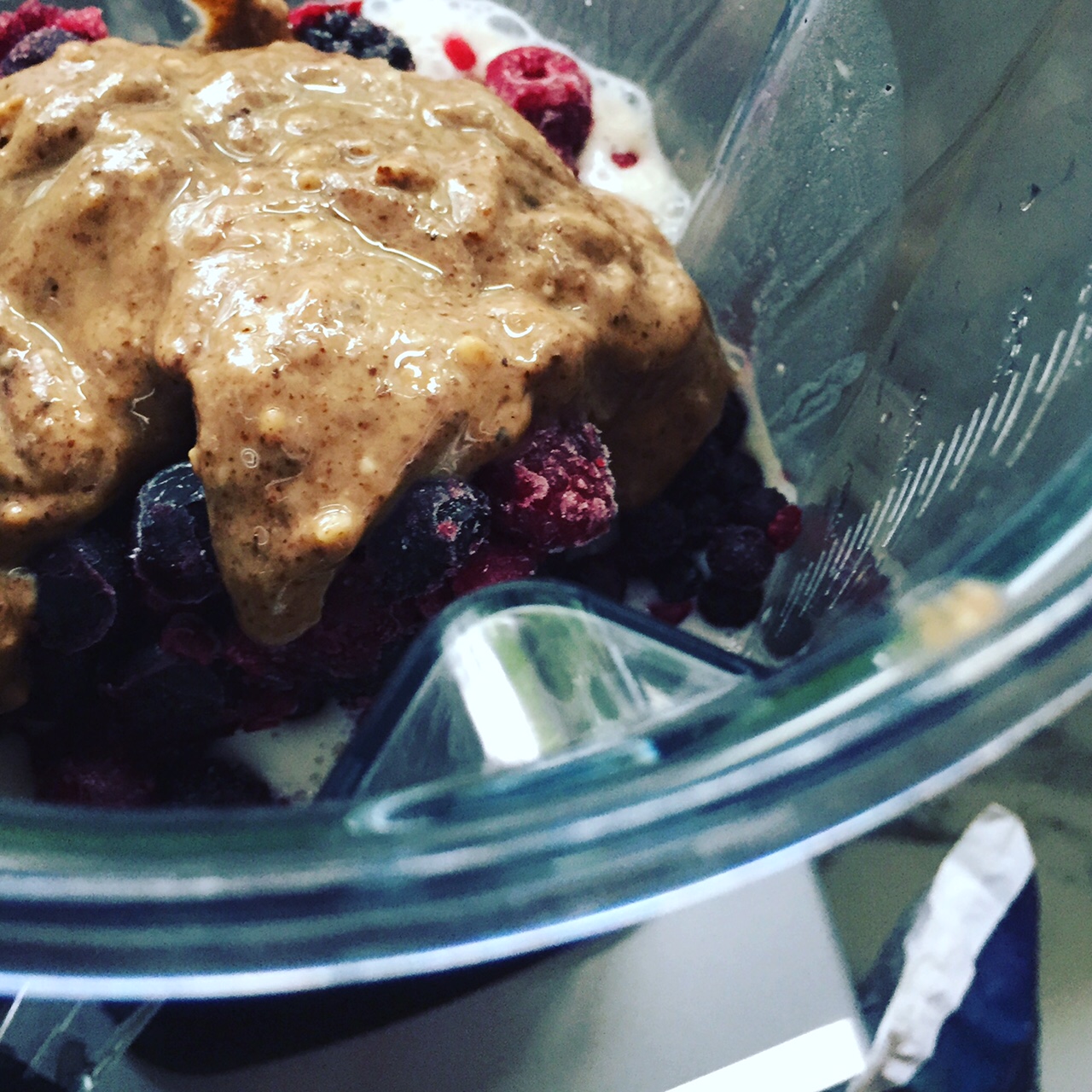 The Full Plate Blog smoothie "peanut butter and jelly"