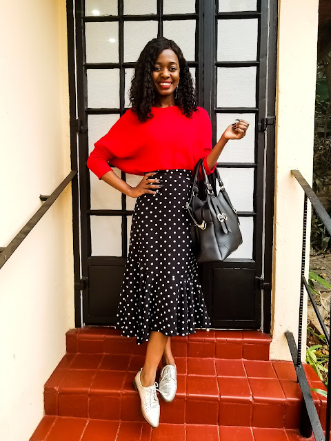 How To Wear A Polka Dot Midi Skirt Outfit
