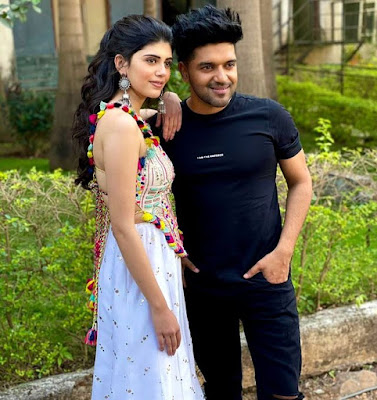 Guru Randhawa with co star