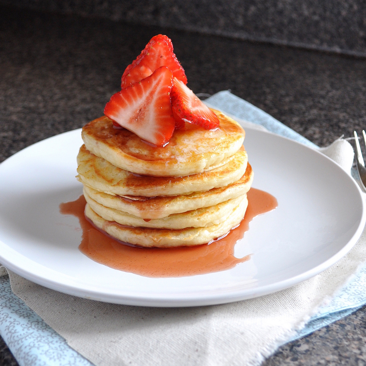 BREANNA'S RECIPE BOX: Greek Yogurt Pancakes with Strawberry Maple Syrup
