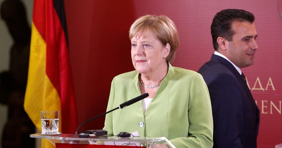 Https Www Andrassyuni Eu Pubfile De 229 4 Zedem Yvonne Braeutigam Krisenkommunikation Mit Cover Pdf