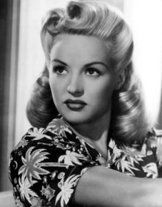 The History Girls: 1940s hairstyles - describing a character in bobs and  curls
