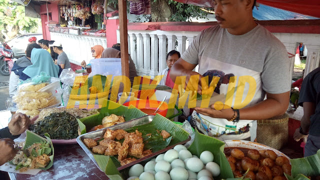 kuliner, mojokerto, wisata, foto, nasi pecel, pacet, pacet mojokerto, bunderan pacet, nasi pecel pacet, kuliner mojokerto