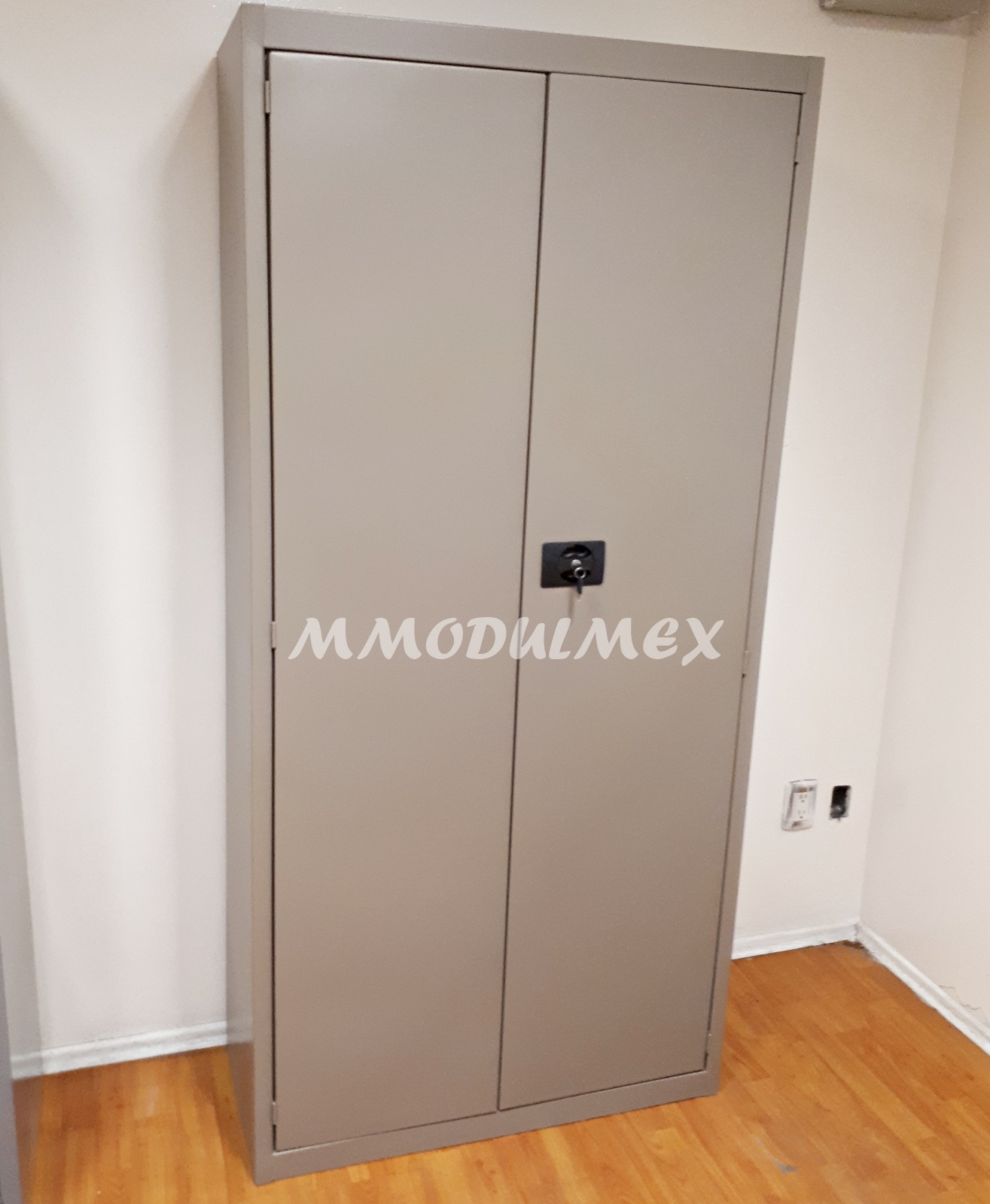 Muebles de tiendas, mobiliario de oficina, Muebles de tienda, Muebles