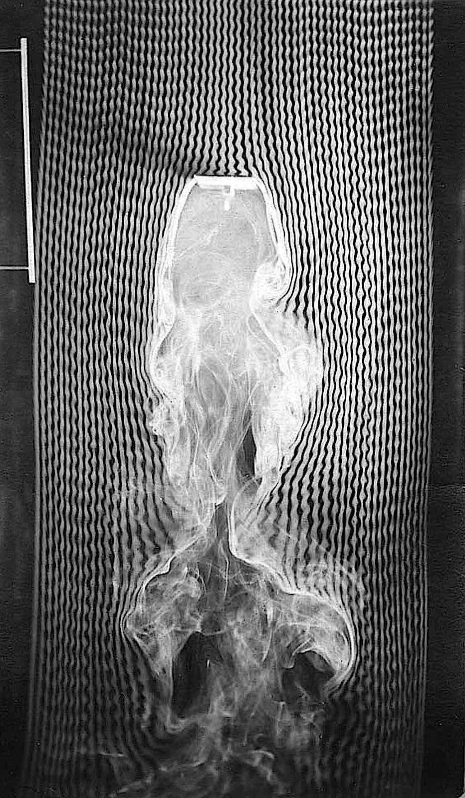 Jules Etienne Marey photograph 1900 an old Jules Etienne Marey motion study photograph 1900?