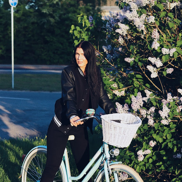 Mu helesinine suksu (linnaratas)