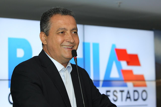 Rui inaugura obras e anuncia novos projetos para Paramirim