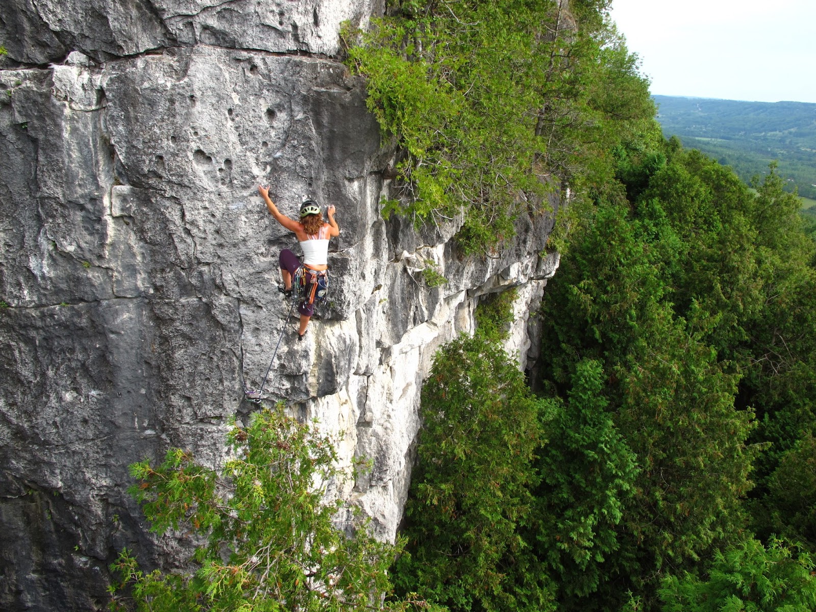 On The Rocks Outdoor Rock Climbing Courses and Adventures in Ontario