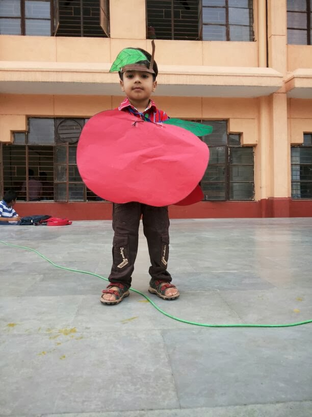 Pre School A FANCY DRESS COMPETITION FRUITS & VEGETABLES