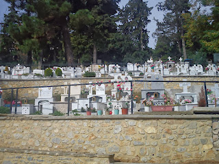 «Χαράτσι» κατά το μνημονιακό σύστημα που εφαρμόζει η κυβέρνηση, αποφάσισε για το Nεκροταφείο Καστοριάς ο Δήμος μας!