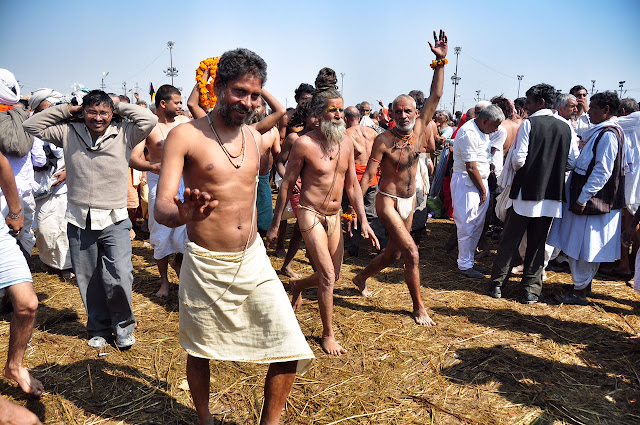 Kumbh mela 2013 ganga allahabad procession