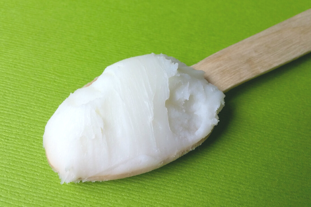 What's the difference between 76 degree coconut oil, fractionated, virgin, and refined? Here's what you need to know about the different types of coconut oil, and how to use them in soap and DIY skin care. By Angela Palmer at Farm Girl Soap Co.