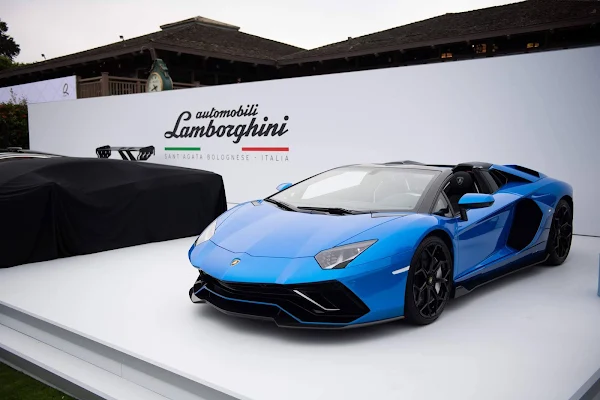 Lamborghini Countach é apresentado oficialmente nos EUA