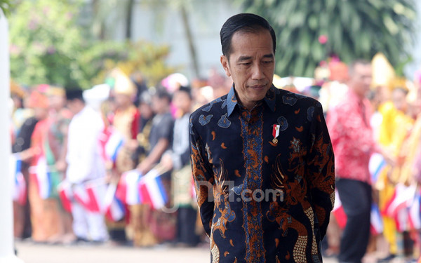 Pak Jokowi Ingin Rakyat Indonesia Bahagia, Ada Kaitannya dengan UU Cipta Kerja