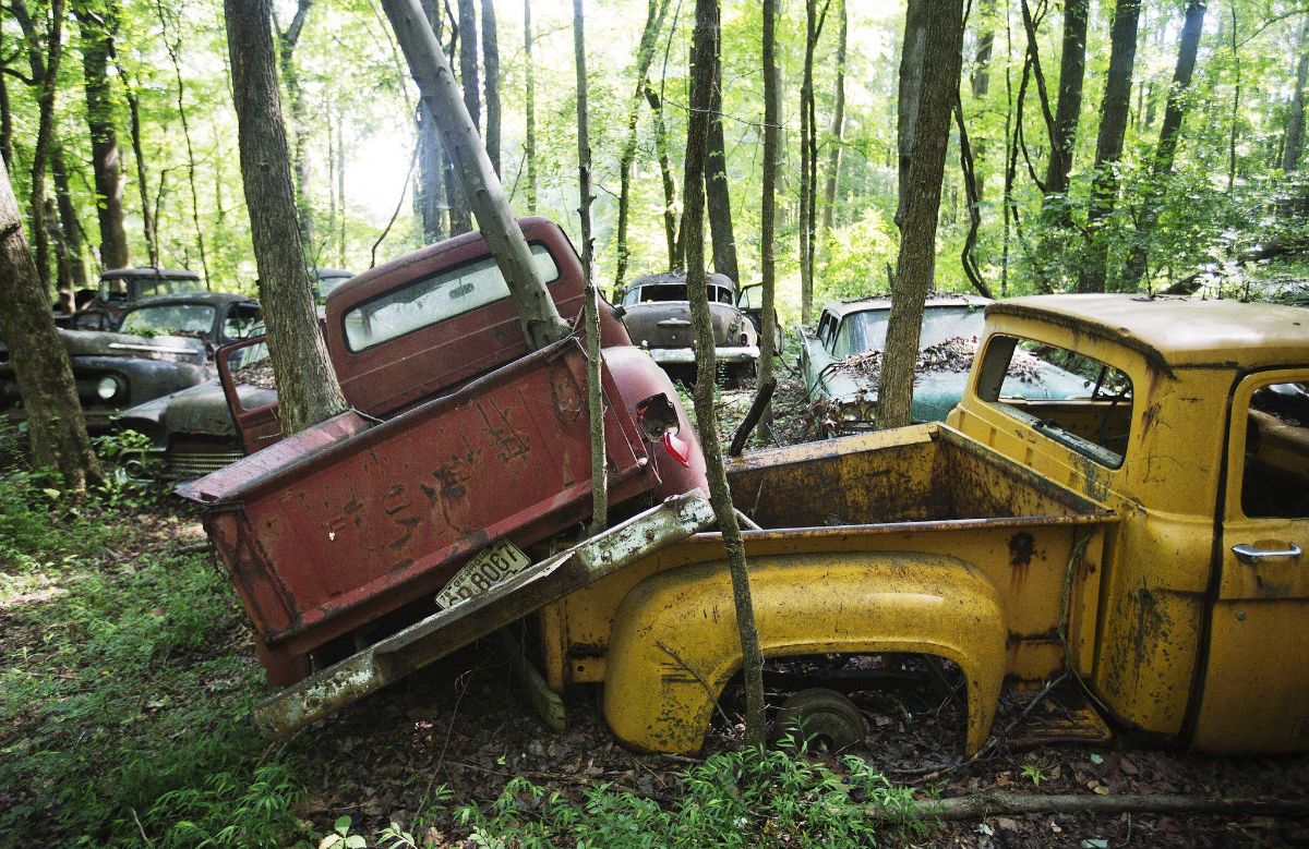 Old Car City The Biggest, Rustiest Car Graveyard in the World With