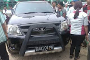 Saat Shalat Jumat Mobil Di Bobol Maling, Uang Rp 32 Juta Raib  