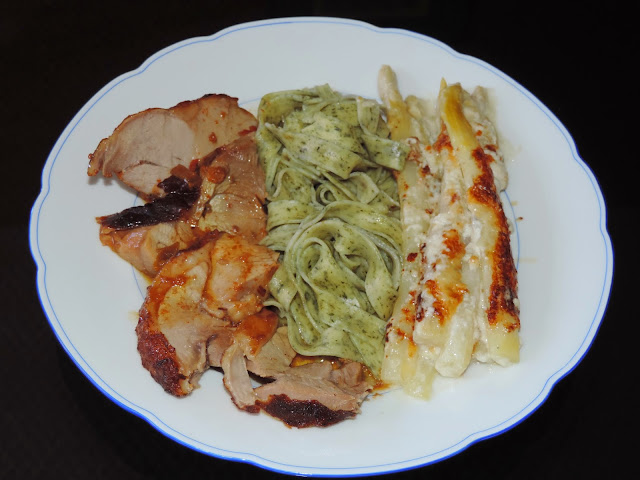 Spargel mit Roquefort überbacken - Roqueforttal sült spárga