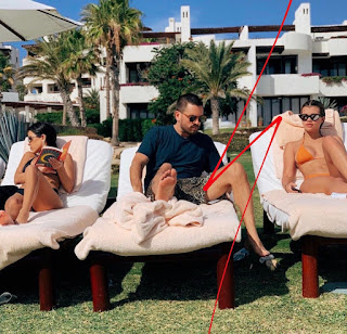 Scott Disick ran into ex Sofia Richie with his other ex Kourtney Kardashian for the first time after the split Scott Disick ran into ex Sofia Richie with his other ex Kourtney Kardashian for the first time after the split